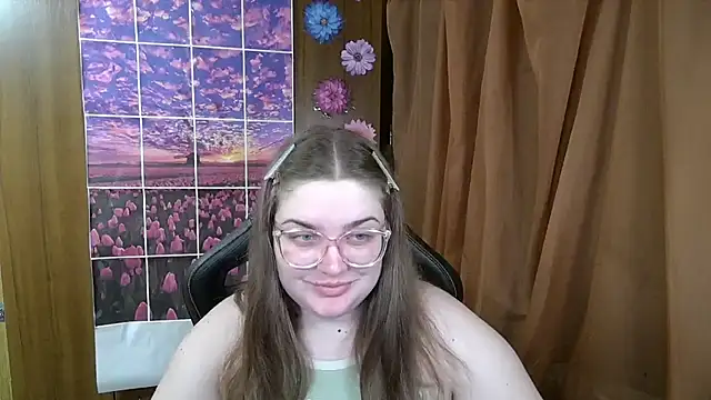 Snapshot of Teasing_Dora chatting on May 1, 2026, 9:30 pm Teasing Dora online show from May 1, 2026, 9:30 pm