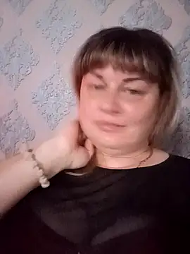 KristinaLowq online show from April 13, 2026, 9:31 pm