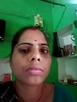 Priyakoli4568 online show from April 4, 2026, 8:01 am