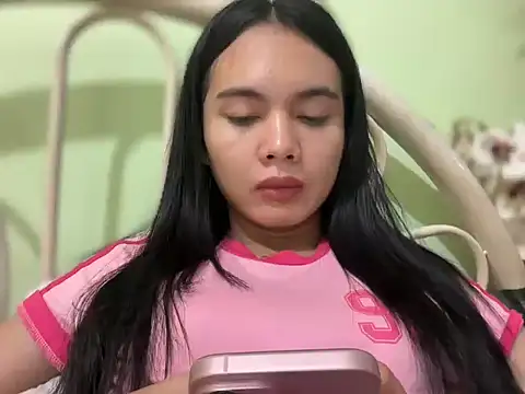 Snapshot of devine_goddess chatting on February 26, 2026, 12:42 am devine goddess online show from February 26, 2026, 12:42 am