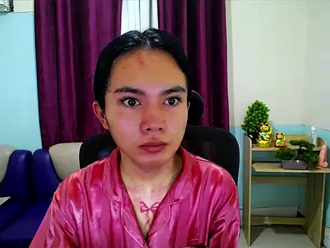 Snapshot of devine_goddess chatting on April 23, 2026, 9:52 am devine goddess online show from April 23, 2026, 9:52 am