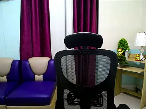 Snapshot of devine_goddess chatting on May 16, 2026, 7:45 pm devine goddess online show from May 16, 2026, 7:45 pm