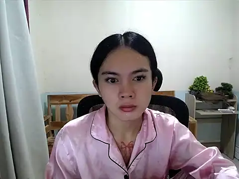 Snapshot of devine_goddess chatting on July 10, 2026, 3:00 am devine goddess online show from July 10, 2026, 3:00 am