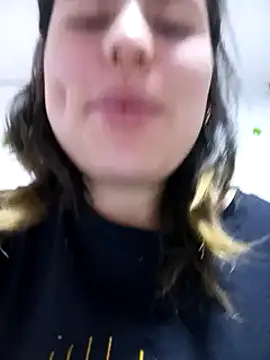 Kennya Rodriguez online show from March 11, 2025, 11:33 am