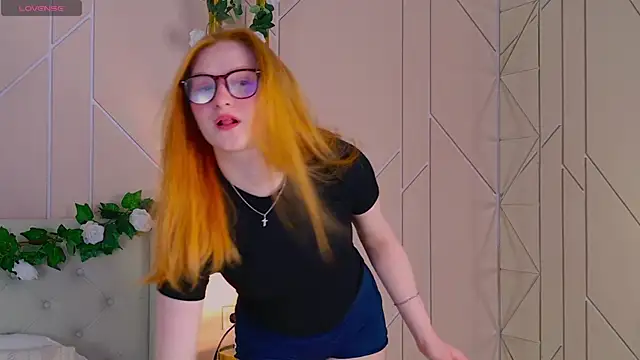 AmandaWatts online show from April 12, 2026, 5:12 am