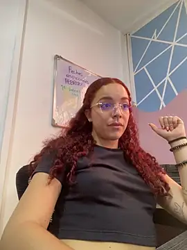 Miss Dior2 online show from February 12, 2026, 4:35 pm