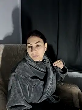 AbellaDesiree online show from March 1, 2026, 4:03 am