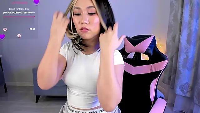 mayameilin online show from March 11, 2026, 6:03 pm