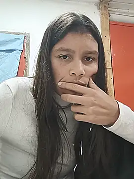 Morochitamika online show from May 20, 2026, 3:56 am