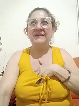 Snapshot of JULIETA_21- chatting on June 30, 2026, 1:50 am JULIETA 21- online show from June 30, 2026, 1:50 am