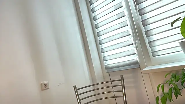 Snapshot of Sarahsolara chatting on February 14, 2026, 2:03 pm Sarahsolara online show from February 14, 2026, 2:03 pm