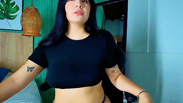 Snapshot of eliza_pink24 chatting on April 12, 2026, 4:23 pm eliza pink24 online show from April 12, 2026, 4:23 pm