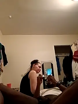 Snapshot of StrangeModel45 chatting on February 21, 2026, 4:57 am StrangeModel45 online show from February 21, 2026, 4:57 am