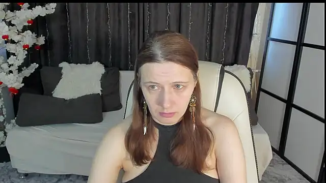 Kathrine Meyer online show from March 12, 2026, 2:07 am