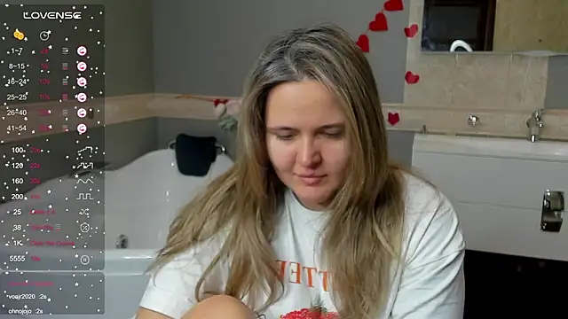 Snapshot of LilyBel chatting on February 24, 2026, 8:01 am LilyBel online show from February 24, 2026, 8:01 am