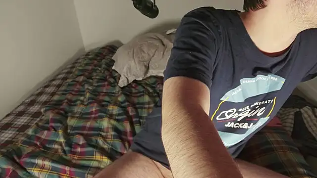 Snapshot of Begamc chatting on February 24, 2026, 5:16 am Begamc online show from February 24, 2026, 5:16 am