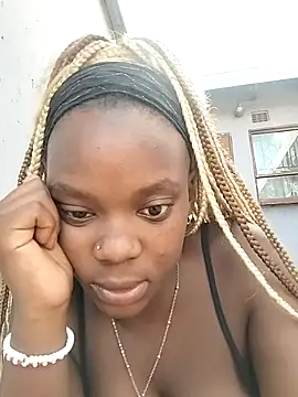 Snapshot of FlameZee chatting on February 11, 2026, 2:55 pm FlameZee online show from February 11, 2026, 2:55 pm