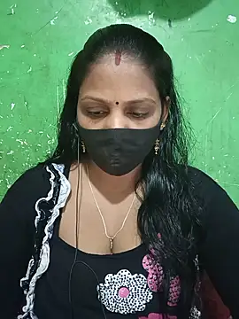 Snapshot of Parul-009 chatting on July 19, 2026, 5:33 am Parul-009 online show from July 19, 2026, 5:33 am