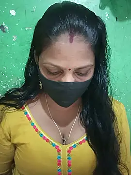 Snapshot of Parul-009 chatting on July 23, 2026, 5:49 am Parul-009 online show from July 23, 2026, 5:49 am