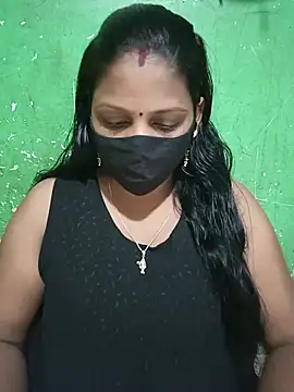 Snapshot of Parul-009 chatting on July 24, 2026, 5:27 am Parul-009 online show from July 24, 2026, 5:27 am