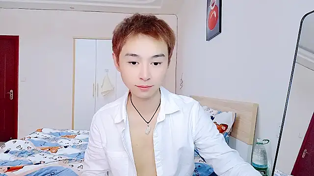 SUNNY BOY online show from February 27, 2026, 2:22 am