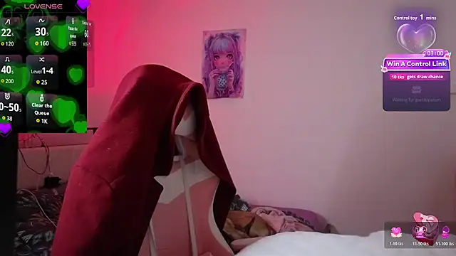 lunatigre4 online show from February 14, 2026, 7:54 pm