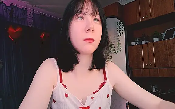 Snapshot of marty_bree chatting on March 6, 2026, 2:46 pm marty bree online show from March 6, 2026, 2:46 pm