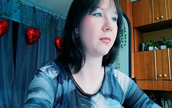 Snapshot of marty_bree chatting on April 2, 2026, 1:20 pm marty bree online show from April 2, 2026, 1:20 pm