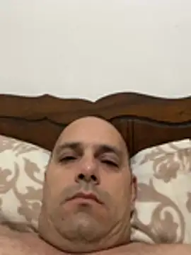 kipsy0 online show from April 10, 2026, 9:41 pm