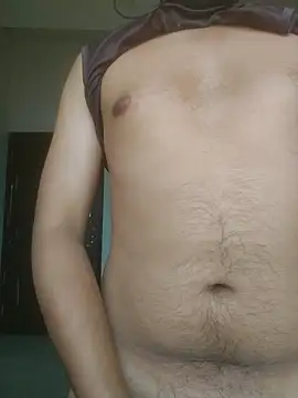 Snapshot of chocolatesboy143 chatting on March 1, 2026, 4:25 am chocolatesboy143 online show from March 1, 2026, 4:25 am