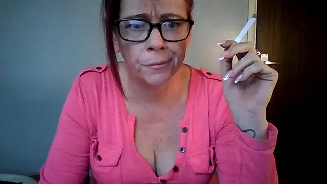 Snapshot of Forbidden-Irish-x chatting on April 19, 2026, 6:21 pm Forbidden-Irish-x online show from April 19, 2026, 6:21 pm