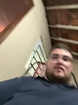 Jmlbsuchi online show from February 17, 2026, 5:37 am