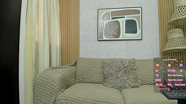 Kitty Wild 19 online show from February 24, 2026, 8:07 pm