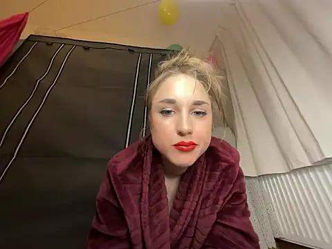 Snapshot of Wantlt chatting on March 1, 2026, 9:28 pm Wantlt online show from March 1, 2026, 9:28 pm