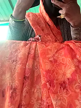 Snapshot of Muskan44s chatting on February 19, 2026, 3:57 am Muskan44s online show from February 19, 2026, 3:57 am