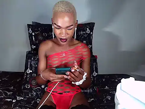 Snapshot of Riaanxxx chatting on February 17, 2026, 10:38 pm Riaanxxx online show from February 17, 2026, 10:38 pm