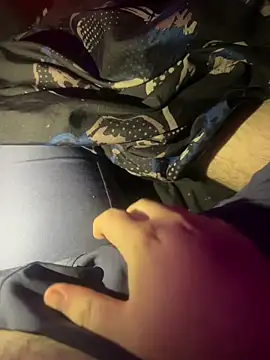 Snapshot of mmmdaddy69666 chatting on February 28, 2026, 5:41 am mmmdaddy69666 online show from February 28, 2026, 5:41 am