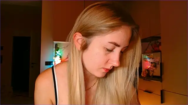 BluueSilk online show from February 19, 2026, 6:31 am