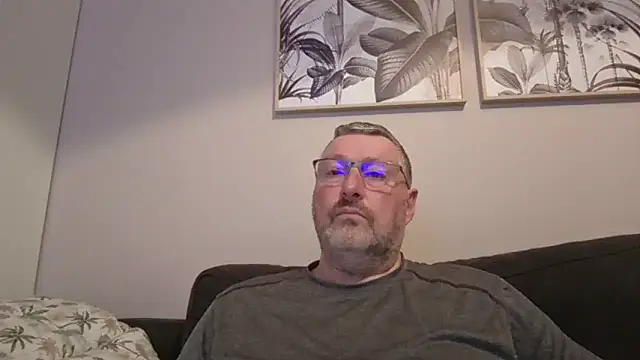 Snapshot of doudou310 chatting on March 14, 2026, 5:35 am doudou310 online show from March 14, 2026, 5:35 am