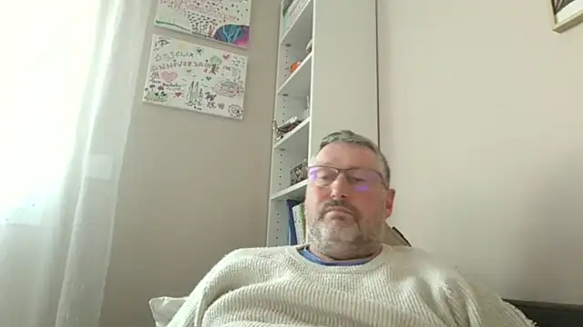 Snapshot of doudou310 chatting on March 22, 2026, 4:21 pm doudou310 online show from March 22, 2026, 4:21 pm