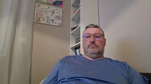 Snapshot of doudou310 chatting on March 30, 2026, 4:24 am doudou310 online show from March 30, 2026, 4:24 am