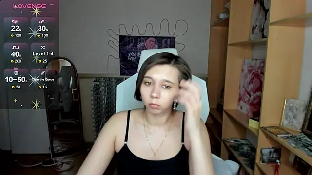 Scarlet Sirenn online show from February 27, 2026, 10:04 am