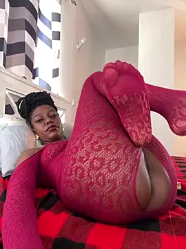 SluttyEll online show from March 3, 2026, 11:49 am