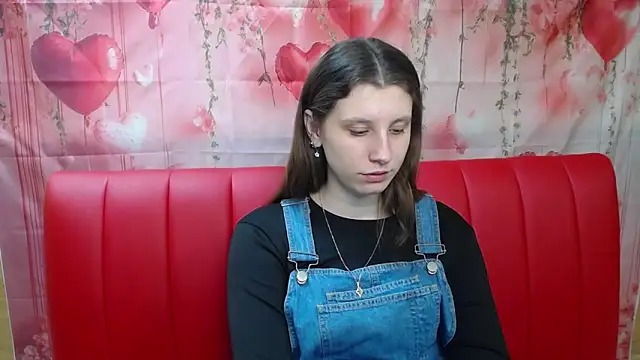 LilianaShine online show from February 26, 2026, 6:12 am