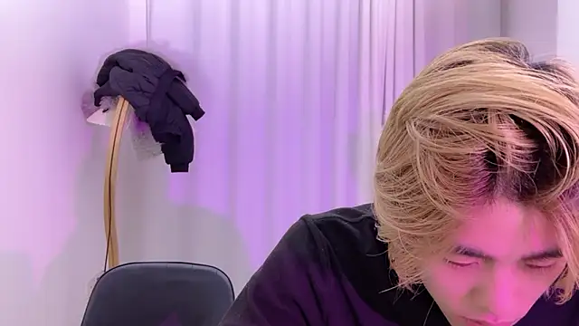 SM JIAJIA ZL online show from March 29, 2026, 5:02 pm