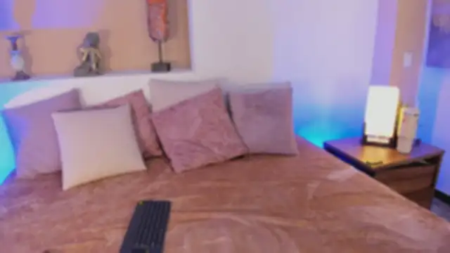 Snapshot of xiomara_cortes chatting on February 10, 2026, 7:51 pm xiomara cortes online show from February 10, 2026, 7:51 pm