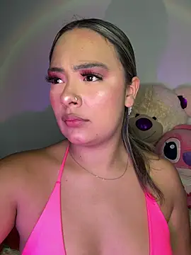 Snapshot of Kylievoos chatting on February 10, 2026, 11:20 pm Kylievoos online show from February 10, 2026, 11:20 pm