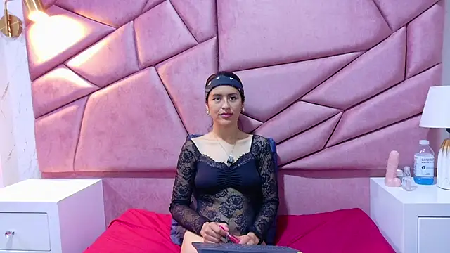 Snapshot of zhilakya chatting on February 6, 2026, 6:22 pm zhilakya online show from February 6, 2026, 6:22 pm