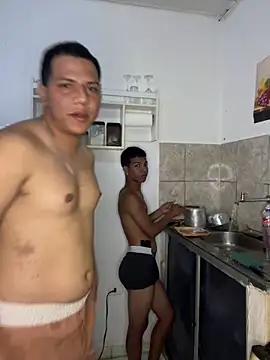 Snapshot of Loaisn chatting on February 18, 2026, 1:56 am Loaisn online show from February 18, 2026, 1:56 am