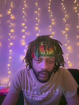 Snapshot of magic_man1085 chatting on February 10, 2026, 6:28 am magic man1085 online show from February 10, 2026, 6:28 am